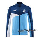 chándal Puma Olympique de Marseille 24/25, chándal Olympique de Marseille 2024, chándal Puma azul, ropa deportiva Olympique de Marseille, chándal fútbol Puma, chándal oficial Olympique de Marseille, chándal Puma 2024, ropa deportiva Puma, chándal Puma original, chándal con logo Olympique de Marseille, chándal azul Puma, chándal deportivo Olympique de Marseille, ropa deportiva fútbol, chándal Puma con pantalón, chándal Olympique de Marseille azul.