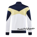 chándal Nike Pumas 24/25, chándal Pumas blanco y azul marino, ropa deportiva Pumas, chándal Nike Pumas 2024, chándal Pumas oficial, chándal Nike 2024, chándal Pumas UNAM, chándal Nike con logo Pumas, ropa deportiva de fútbol Pumas, chándal Pumas para hombre, chándal Pumas para mujer, chándal Nike deportivo, chándal Dri-FIT Pumas, chándal Pumas con detalles en azul marino, chándal Nike para entrenamiento, chándal Pumas UNAM 2024.