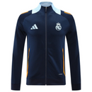 chándal Adidas Real Madrid 24/25, chándal Real Madrid azul marino, chándal Real Madrid detalles amarillos, ropa deportiva Real Madrid, chándal Adidas 2024, chándal Real Madrid oficial, chándal Adidas con logo Real Madrid, chándal Real Madrid 2023, ropa deportiva de fútbol Real Madrid, chándal Real Madrid Climalite, chándal Real Madrid 2024, chándal Adidas deportivo, chándal Real Madrid original, chándal Real Madrid moderno, chándal Adidas para hombre, chándal Adidas para mujer, chándal Real Madrid exclusivo