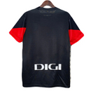 Camiseta Athletic Bilbao, Camisa Athletic Bilbao, camiseta pre-juego 24/25, camiseta oficial Athletic Bilbao, camiseta fútbol Athletic Bilbao, camiseta masculina Athletic Bilbao, camiseta pre-partido Athletic Bilbao, camiseta edición especial Athletic Bilbao, Athletic Bilbao pre-juego 2024/25, camiseta negra y roja Athletic Bilbao.