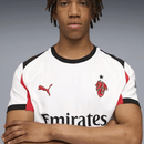 Camiseta hombre AC Milan temporada 2025 2026 segunda equipación blanca versión jugador auténtica tejido técnico calidad 1.1 oficial, AC Milan 2025, Camiseta Milan jugador, Milan Away Authentic 25/26, Camiseta blanca Milan, Camiseta barata AC Milan, Calidad 1.1 Milan, Serie A 2026, Tienda Hincha Futbolero, Rossoneri, Bloke Core Italia.