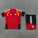 Alemania 2026, Conjunto Alemania roja, Entrenamiento Alemania 26/27, Ropa Alemania barata, Kit Alemania oficial, Calidad 1.1 Alemania, Mundial 2026, Regalo fútbol hombre, Tienda Hincha Futbolero, Germany Red Kit.