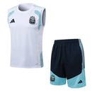 Conjunto hombre entrenamiento selección Argentina temporada 2026 2027 camiseta sin mangas blanca pantalón corto azul marino técnica transpirable mundial 3 estrellas white.