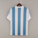 Camiseta oficial de la selección de Argentina primera equipación temporada 1993 1994 retro para hombre de Tienda Hincha Futbolero, Camiseta Argentina retro, Argentina 93/94, Ropa Argentina vintage, Comprar camiseta Argentina antigua, Albiceleste, AFA, Camisetas fútbol retro, Retro Argentina 1994, Colección selección argentina, Copa América 93.