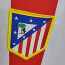 Camiseta oficial del Atlético de Madrid primera equipación temporada 2013 2014 retro para hombre de Tienda Hincha Futbolero, Camiseta Atlético de Madrid retro, Atlético 13/14, Ropa Atlético de Madrid vintage, Comprar camiseta Atleti, Colchoneros, Camisetas fútbol retro, Retro Atlético de Madrid 2014, Atleti Simeone, Colección Atlético Madrid.