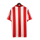Atleti retro, Camiseta Atlético de Madrid 1982, Ropa vintage Atlético Madrid, Camiseta rojiblanca clásica, Jersey histórico Atleti, Regalo fútbol hombre Madrid, Camiseta fútbol antigua, Equipación Vicente Calderón, Atleti 80s kit, Comprar camiseta retro barata.