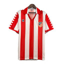 Atleti retro, Camiseta Atlético de Madrid 1982, Ropa vintage Atlético Madrid, Camiseta rojiblanca clásica, Jersey histórico Atleti, Regalo fútbol hombre Madrid, Camiseta fútbol antigua, Equipación Vicente Calderón, Atleti 80s kit, Comprar camiseta retro barata.