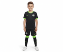 Australia 2026 infantil, Conjunto niño Australia, Camiseta negra Australia niño, Short Australia infantil, Ropa oficial Australia kids, Kit fútbol niño 25/26, Regalo fútbol infantil Australia, Equipación Socceroos niño, Comprar conjunto barato, Tienda Hincha Futbolero.