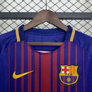 Camiseta hombre FC Barcelona temporada 2017 2018 primera equipación blaugrana manga larga retro calidad 1.1 premium Messi Tienda Hincha Futbolero. Barcelona 2017, Barcelona 2018, Camiseta Barça manga larga, Ropa Barcelona retro, Camiseta Messi manga larga, Calidad 1.1 Barcelona, Barcelona Retro Jersey 17/18, Tienda Hincha Futbolero.