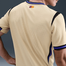 Camiseta hombre FC Barcelona temporada 2025 2026 segunda equipación versión jugador edición especial Kobe Bryant tejido técnico calidad 1.1 oficial, Barcelona 2025, Camiseta Barça jugador, Barça Kobe Bryant, Camiseta Barcelona Kobe, Camiseta barata Barça, Calidad 1.1 Barcelona, Edición Especial Barça, Tienda Hincha Futbolero, Mamba Mentality, Bloke Core Barcelona.