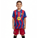 FC Barcelona 2026, Conjunto Barça infantil, Equipación niños Barcelona IV, Camiseta Barça niño 2026, Kit de fútbol junior Barcelona, Regalo fútbol niños Barça, Ropa oficial FC Barcelona, Pantalón niño Barcelona, Comprar conjunto infantil barato, Tienda Hincha Futbolero.