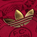 Camiseta hombre Bayern de Múnich temporada 2025 2026 edición especial 125 aniversario color bordó detalles dorados escudo retro bordado calidad 1.1 oficial, Bayern Munich 2025, Camiseta Bayern 125 años, Bayern Munich bordó, Camiseta especial Bayern, Camiseta barata Bayern, Calidad 1.1 Bayern, Bundesliga 2026, Tienda Hincha Futbolero, Mia San Mia, Bloke Core Retro.