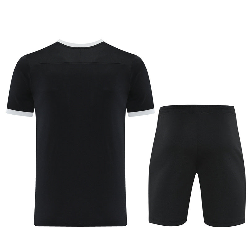 Camiseta y Pantalón Corto Nike