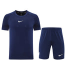 Conjunto de camiseta y pantalón corto Nike