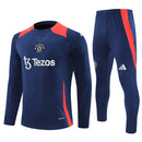 CONJUNTO LARGO MANCHESTER UNITED ENTRENAMIENTO 24/25 HOMBRE