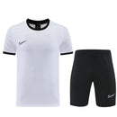 Camiseta y Pantalón Corto Nike