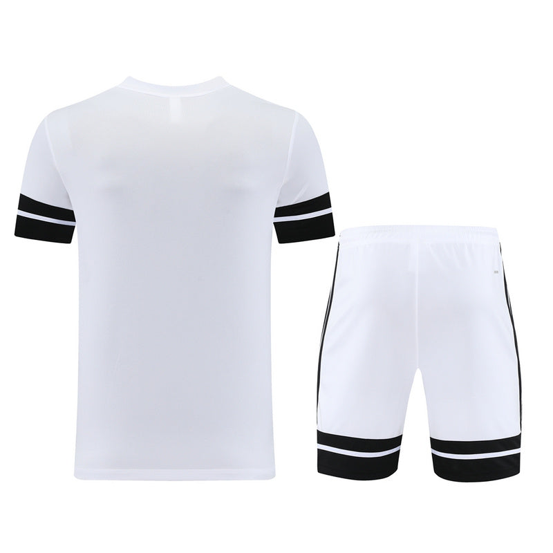 Camiseta y Pantalón Corto Adidas