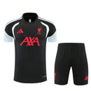 Conjunto Liverpool Entrenamiento 26/27 Camiseta y Pantalón Negro
