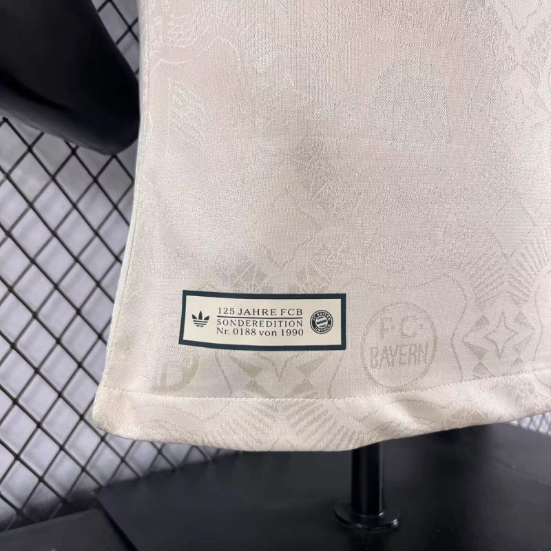 BAYERN DE MUNICH OKTOBERFEST 25/26 HOMBRE (VERSIÓN JUGADOR)