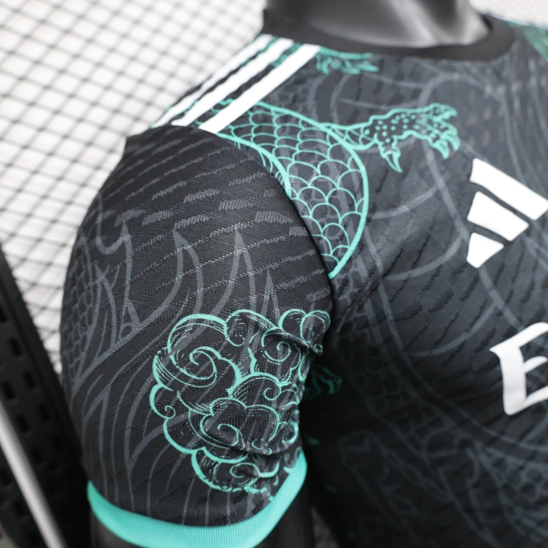 CAMISETA REAL MADRID EDICIÓN ESPECIAL 25/26 HOMBRE (VERSIÓN JUGADOR)