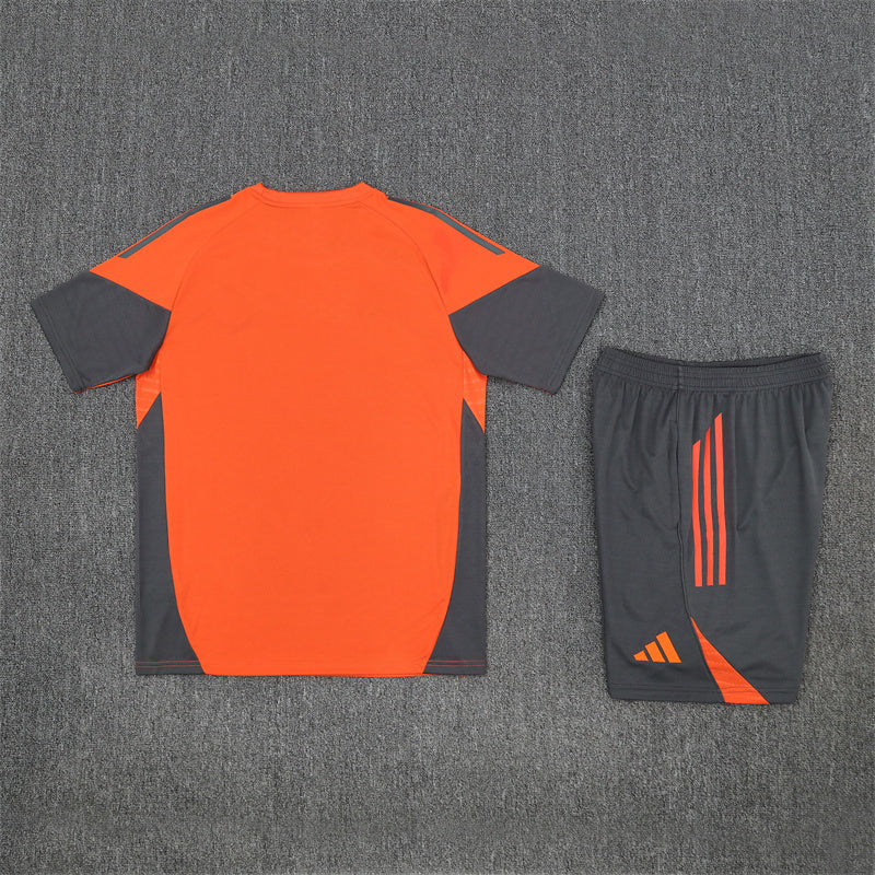 BAYERN MUNICH CONJUNTO ENTRENAMIENTO 25/26 HOMBRE