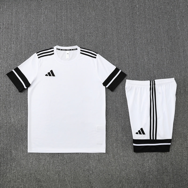 Camiseta y Pantalón Corto Adidas