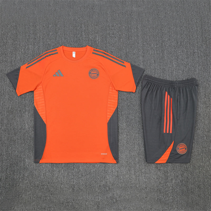 BAYERN MUNICH CONJUNTO ENTRENAMIENTO 25/26 HOMBRE