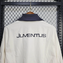 CHAQUETA CORTAVIENTOS JUVENTUS 25/26