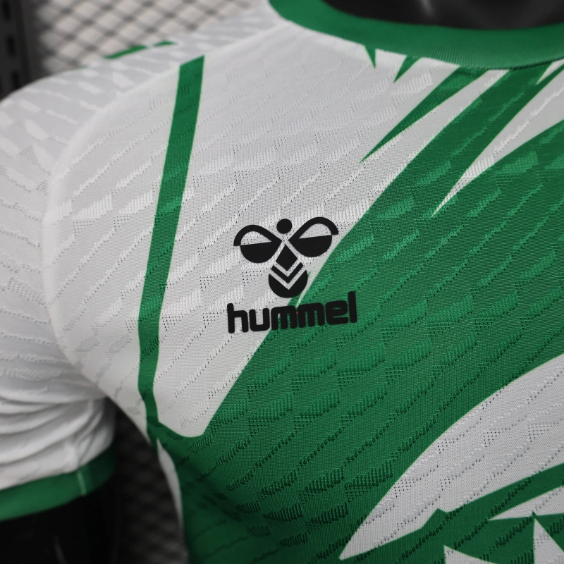 REAL BETIS NARUTO 25/26 HOMBRE (VERSIÓN JUGADOR)