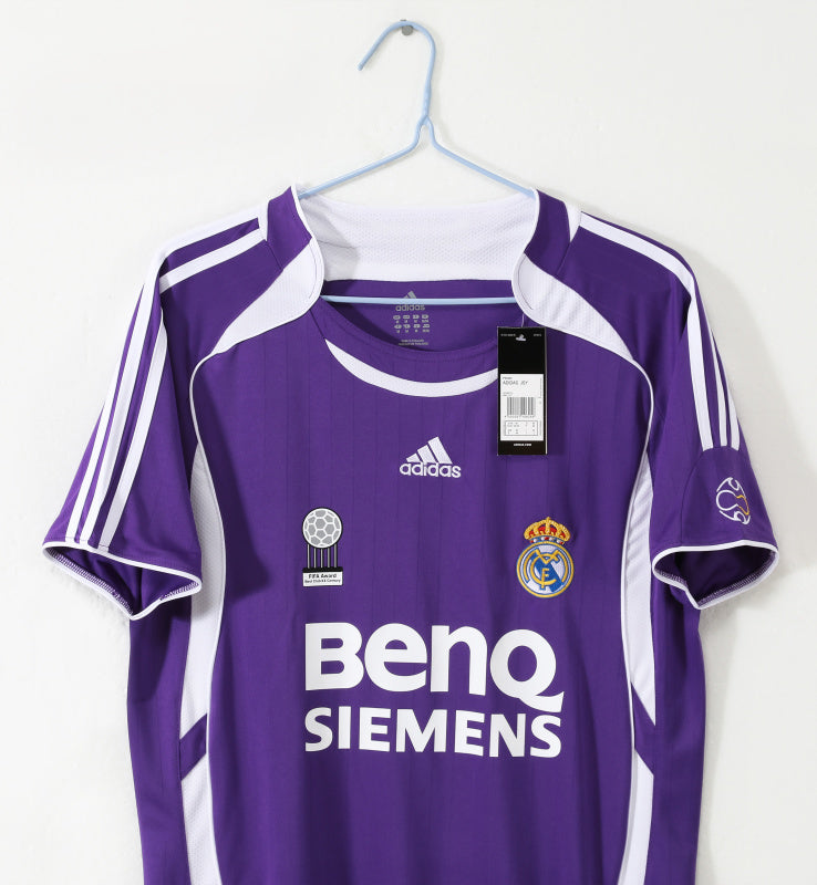 CAMISETA REAL MADRID III 2006/07 HOMBRE (RETRO)