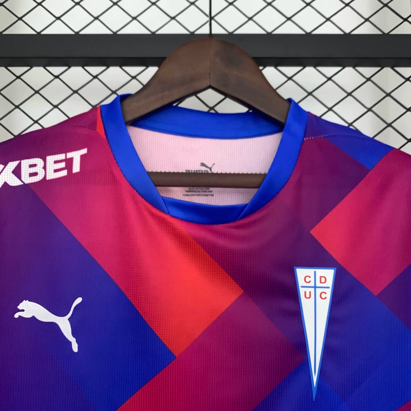 CAMISETA UNIVERSIDAD CATÓLICA II 25/26 HOMBRE