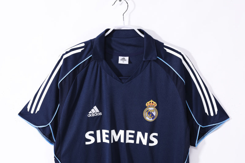 CAMISETA REAL MADRID II 2005/06 HOMBRE (RETRO)