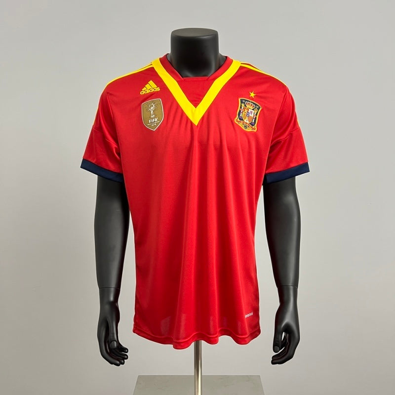 ESPAÑA l 2013 HOMBRE (RETRO)