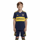 Conjunto infantil Boca Juniors 2025 2026 primera equipación azul marino y oro calidad 1.1 oficial, Boca Juniors infantil 25/26, Conjunto niño Boca azul y oro, Ropa Boca Juniors niños 2026, Equipación Boca junior 25/26, Calidad 1.1 infantil azul marino, Tienda Hincha Futbolero, Regalo niño fútbol Boca, Camiseta Boca Juniors niño, Boca Kids 2025 Home.