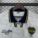 Camiseta hombre retro Boca Juniors segunda equipación blanca temporada 1995 1996 calidad 1.1 oficial, Boca Juniors retro 1995, Camiseta Boca blanca Maradona, Camiseta antigua Boca Juniors, Jersey Boca vintage 95/96, Calidad 1.1 Boca, Tienda Hincha Futbolero, Fútbol Argentino clásico, Bloke Core Boca, Regalo fútbol hombre Boca, Camiseta Caniggia Boca retro.