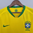 Camiseta hombre selección de Brasil mundial 2018 primera equipación amarilla retro calidad 1.1 premium canarinha Tienda Hincha Futbolero. Brasil 2018, Camiseta Brasil amarilla, Ropa Brasil retro, Camiseta Brasil 2018 local, Calidad 1.1 Brasil, Neymar Brasil 2018, Tienda Hincha Futbolero, Brazil Home Jersey 2018.