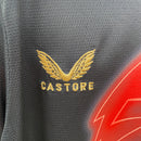 Camiseta Athletic Bilbao, Camisa Athletic Bilbao, camiseta pre-juego 24/25, camiseta oficial Athletic Bilbao, camiseta fútbol Athletic Bilbao, camiseta masculina Athletic Bilbao, camiseta pre-partido Athletic Bilbao, camiseta edición especial Athletic Bilbao, Athletic Bilbao pre-juego 2024/25, camiseta negra y roja Athletic Bilbao.