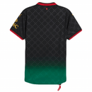Camiseta hombre AC Milan x Off-White temporada 2025 2026 edición especial colaboración color negro diseño urbano calidad 1.1 oficial, AC Milan Off-White, Camiseta Milan negra, Off-White fútbol 2025, Camiseta especial Milan, Camiseta barata Milan, Calidad 1.1 Milan, Milan x Off-White 25/26, Tienda Hincha Futbolero, Rossonero Hype, Bloke Core Negro.