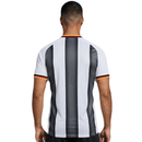 Camiseta hombre Selección Alemania edición especial temporada 2026 2027 listrada blanca y negra versión jugador calidad 1.1 oficial, Alemania 2026, Camiseta Alemania edición especial, Camiseta Alemania listrada, Versión jugador Alemania 26/27, Ropa barata Alemania, Calidad 1.1 Alemania, Copa del Mundo 2026, Tienda Hincha Futbolero, Die Mannschaft, Bloke Core Alemania.