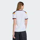 Camiseta mujer Selección Alemania temporada 2026 2027 primera equipación oficial blanca fútbol técnica transpirable entallada Mannschaft DFB.