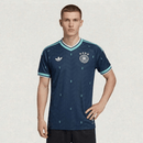 Camiseta Alemania segunda equipación 2026 2027 hombre visitante versión hincha calidad 1.1 premium Tienda Hincha Futbolero Germany Away Jersey, Camiseta Alemania 2026, Germany Away Jersey, Camiseta visitante Alemania, Equipación Alemania hombre, Comprar jersey Alemania 2026, Calidad 1.1 premium, DFB oficial, Jersey mundial 2026, Ropa de fútbol Alemania.