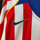 Camiseta retro hombre Atlético de Madrid primera equipación manga larga edición Spider-Man año 2004 2005 calidad 1.1 oficial, Atlético de Madrid 2004, Camiseta Atleti Spider-man, Camiseta retro Atleti manga larga, Camiseta Fernando Torres retro, Calidad 1.1 Colchonero, Tienda Hincha Futbolero, Vicente Calderon, Bloke Core retro, Camiseta Spiderman Futbol, Regalo fútbol vintage Madrid.