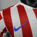 Camiseta hombre Atlético de Madrid temporada 2025 2026 primera equipación rojiblanca versión jugador auténtica tejido técnico calidad 1.1 oficial, Atlético de Madrid 2025, Camiseta Atleti jugador, Atlético Madrid Authentic 25/26, Camiseta rojiblanca Atleti, Camiseta barata Atlético Madrid, Calidad 1.1 Atleti, La Liga 2026, Tienda Hincha Futbolero, Colchoneros, Bloke Core Atleti.