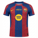 Camiseta Barcelona Edición Especial Spider 26/27 Versión Jugador - FC Barcelona, Barcelona, Barça, Blaugrana, Camp Nou, Edición Especial, Special Edition, Spider, Spider-Man, Versión Jugador, Player Edition, Authentic, Hombre, Camiseta de Hombre, Barcelona 26/27, Tienda Hincha Futbolero, Fútbol Español, La Liga