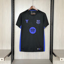 Barcelona 2026, Camiseta Barça Kobe Bryant, Camiseta entrenamiento Barcelona, Ropa oficial Barça, Camiseta negra y púrpura Barça, Jersey Barça 25/26 especial, Mamba Mentality fútbol, Bloke Core kit, Regalo fútbol hombre Barça, Comprar camiseta barata, Tienda Hincha Futbolero.