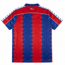 Camiseta Barcelona Primera Equipación 1992/95 Hombre Retro Oficial -Barcelona, FC Barcelona, Barça, Cule, Blaugrana, Azulgrana, Camp Nou, La Liga, Primera Division, Kappa, Cruyff, Johan Cruyff, Romario, Stoichkov, Koeman, Guardiola, 1992, 1993, 1994, 1995, Retro, Vintage, Camiseta Clásica, Primera Equipación, Home Kit, Azul, Granate, Hombre, Men, Camiseta de Hombre, Tienda Hincha Futbolero, Fútbol Español