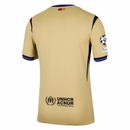 Barcelona 2026, Camiseta Barça visitante, Camiseta oficial Barcelona, Ropa oficial FC Barcelona, Jersey Barça 25/26, Parche Foundations 5, Regalo fútbol hombre Barcelona, Barça Champions League kit, Bloke Core kit, Comprar camiseta barata, Tienda Hincha Futbolero.