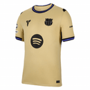 Barcelona 2026, Camiseta Barça visitante, Camiseta oficial Barcelona, Ropa oficial FC Barcelona, Jersey Barça 25/26, Parche Foundations 5, Regalo fútbol hombre Barcelona, Barça Champions League kit, Bloke Core kit, Comprar camiseta barata, Tienda Hincha Futbolero.
