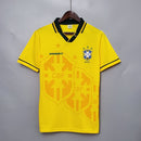 Camiseta oficial de la selección de Brasil primera equipación temporada 1994 retro para hombre de Tienda Hincha Futbolero, Camiseta Brasil retro, Brasil 1994, Ropa Brasil vintage, Comprar camiseta Brasil antigua, Canarinha, CBF, Camisetas fútbol retro, Retro Brasil 94, Colección selección brasileña, Tetracampeón.