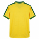 Camiseta Brasil Primera Equipación 1997/98 Hombre Retro Oficial - Brasil, Brazil, Selecao Brasileira, Canarinha, CBF, South American Football, Nike, Ronaldo, Ronaldo Nazario, R9, Rivaldo, Roberto Carlos, 1997, 1998, Retro, Vintage, Camiseta Clásica, Primera Equipación, Home Kit, Amarilla, Yellow, Hombre, Men, Camiseta de Hombre, Tienda Hincha Futbolero, Fútbol Mundial